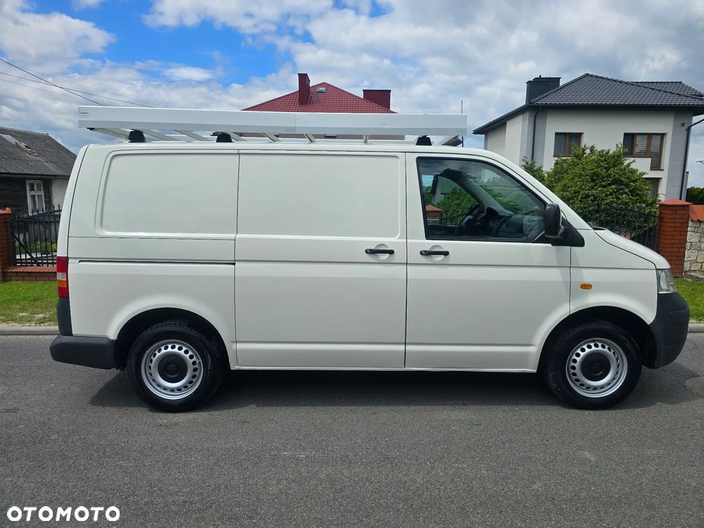 Volkswagen Transporter - 8