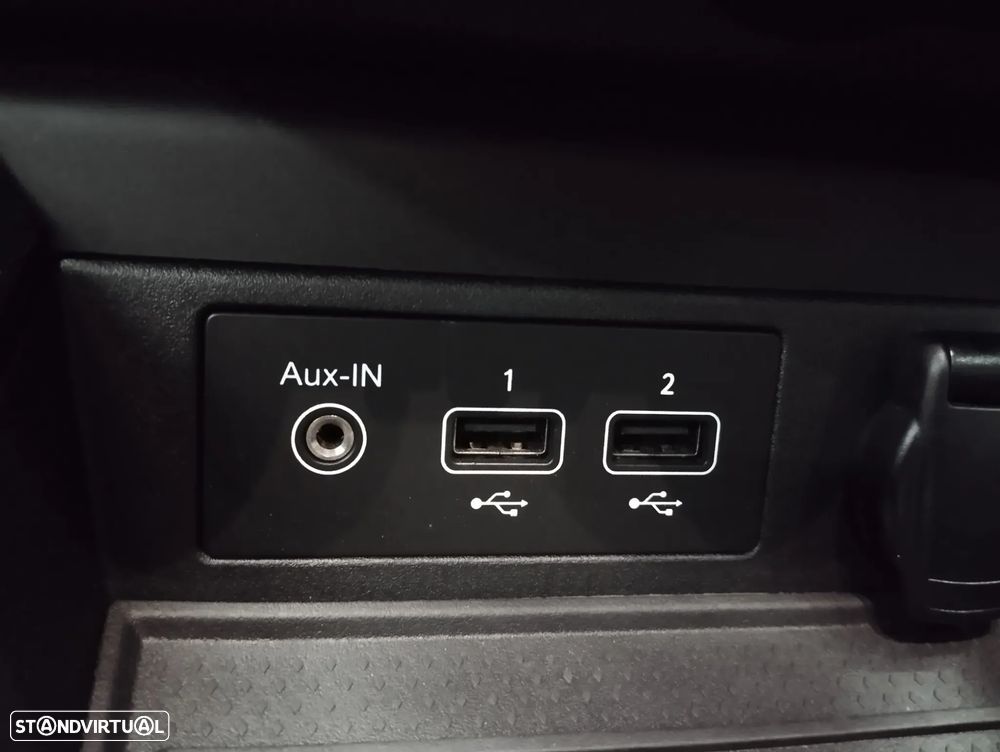 Renault Zoe (c/ Bateria) E-Tech EV50 Equilibre - 32