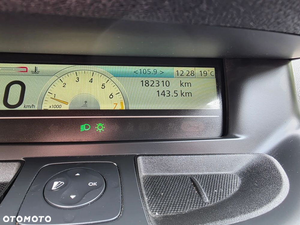 Renault Scenic 1.6 16V Pack Expression - 10