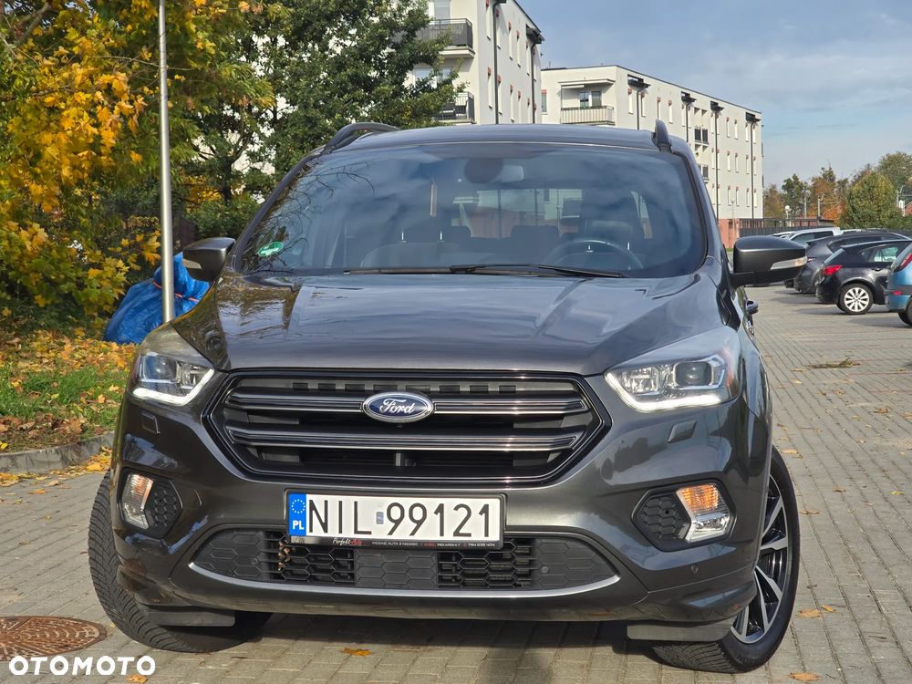 Ford Kuga 1.5 EcoBoost 2x4 ST-Line - 5