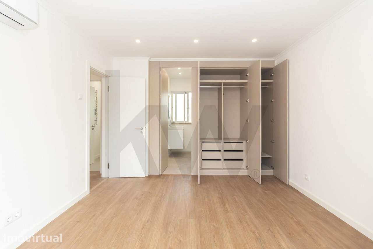 Exclusivo Apartamento T3 Remodelado no Centro de Almada - Grande imagem: 5/58