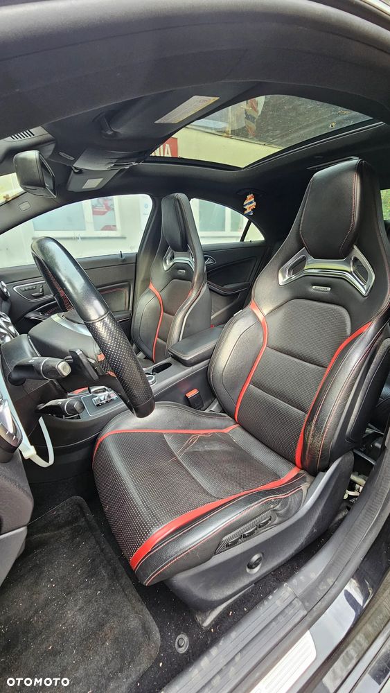 Mercedes-Benz CLA 45 AMG 4-Matic - 6