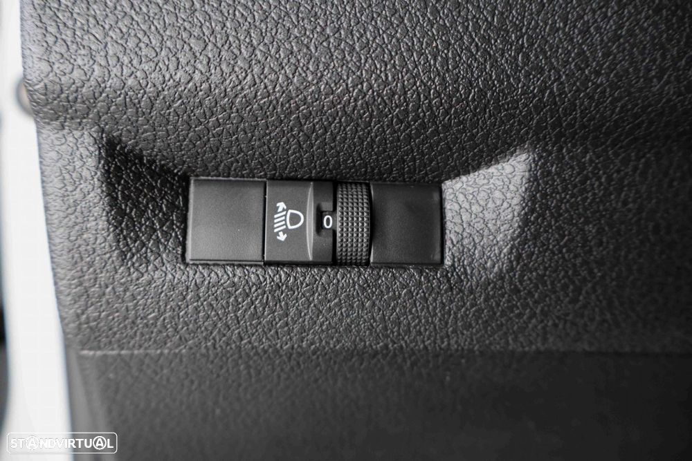 Opel Vivaro 2.0 CDTi L3H1 EAT8 - 12