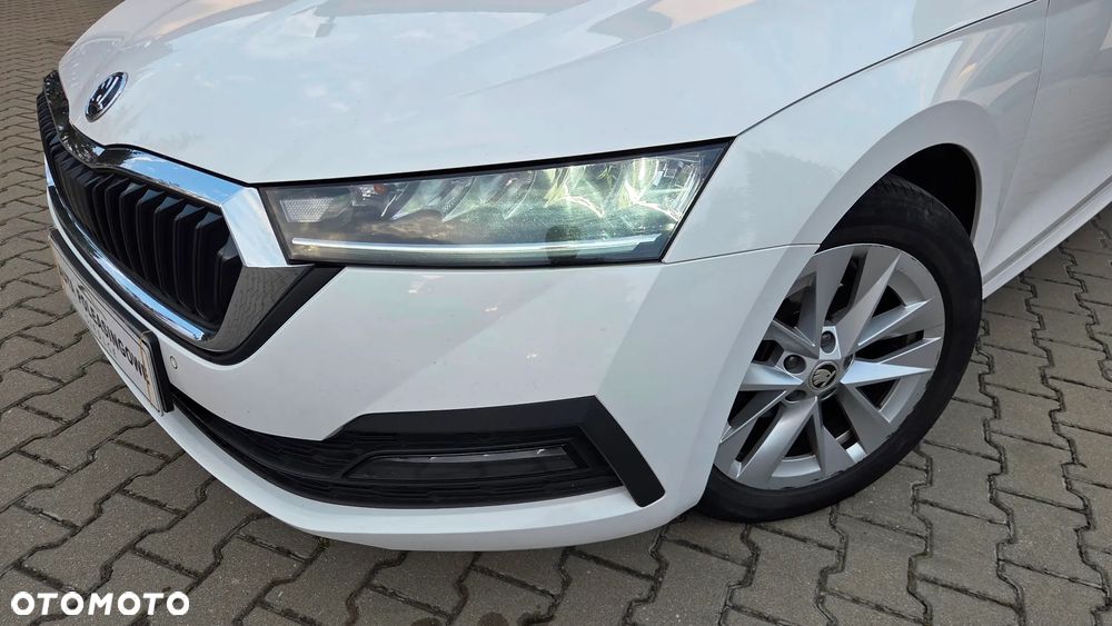 Skoda Octavia 1.5 TSI e-Tec Ambition DSG - 2