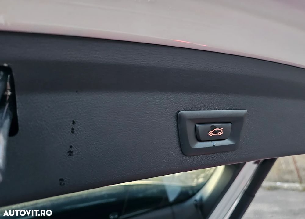 BMW Seria 1 120i AT - 23