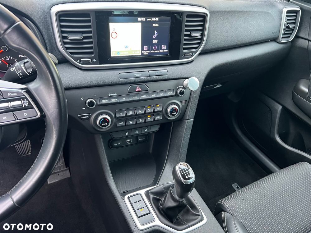 Kia Sportage 1.6 GDI 2WD Attract - 17