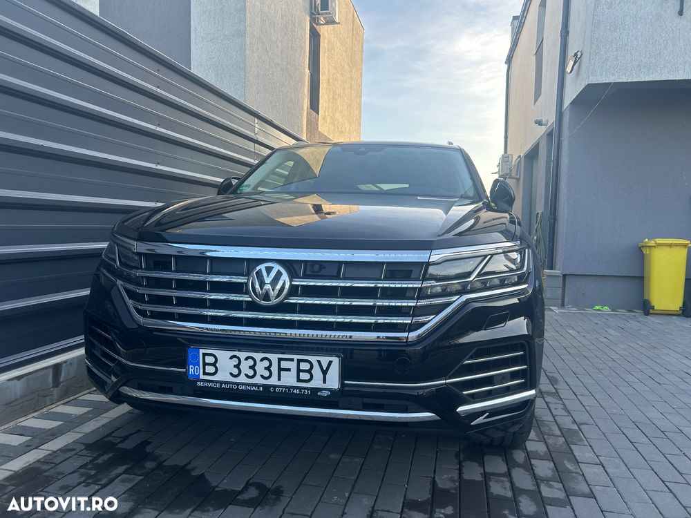 Volkswagen Touareg - 2