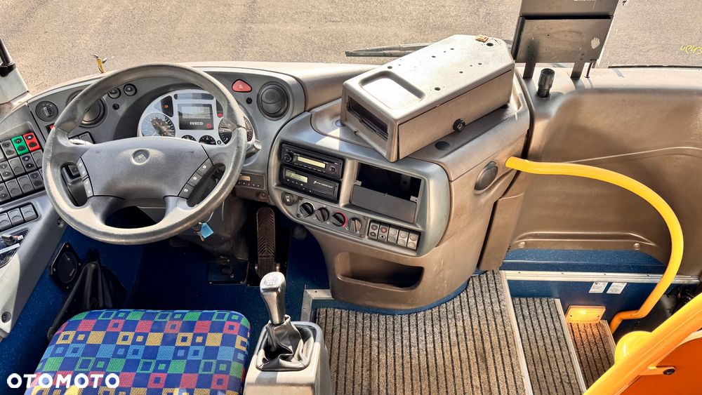 Irisbus Recreo Crosway / 55+1 miejsc/ cursor8 / CENA: 54000zł netto - 11