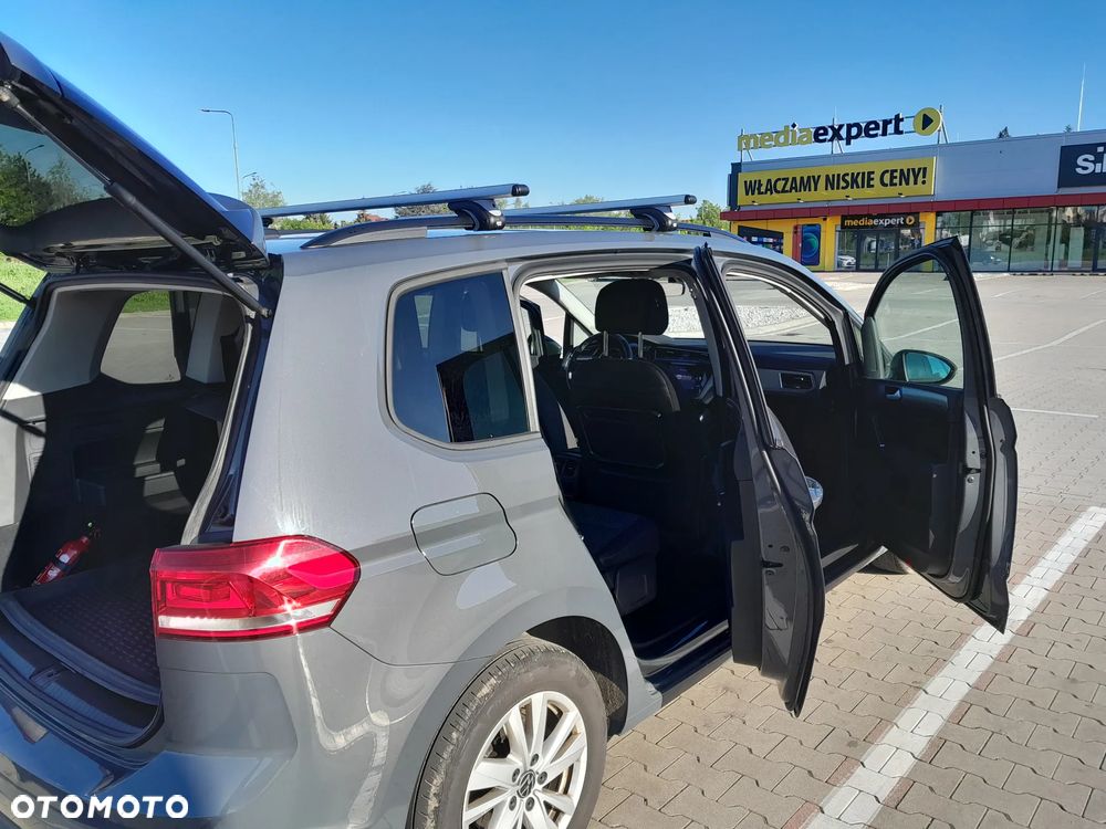 Volkswagen Touran 2.0 TDI BMT SCR Comfortline - 8