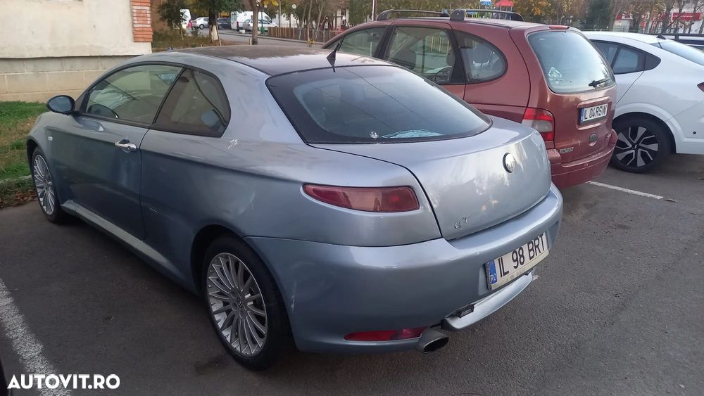 Alfa Romeo GT - 3