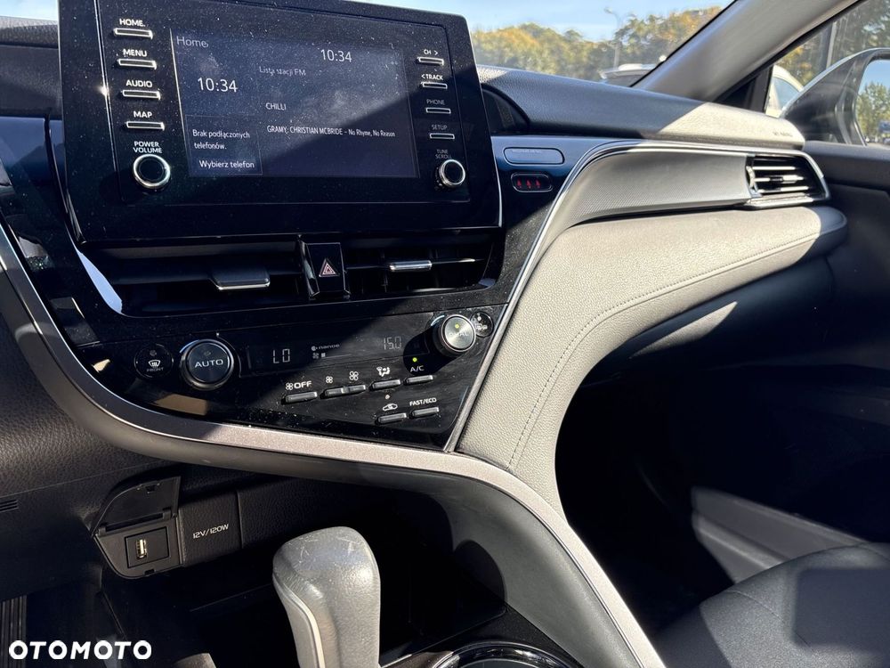 Toyota Camry 2.5 Hybrid Comfort CVT - 20