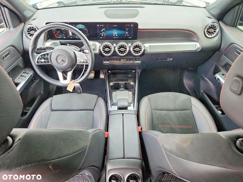 Mercedes-Benz GLB 250 4Matic 8G-DCT AMG Line - 7