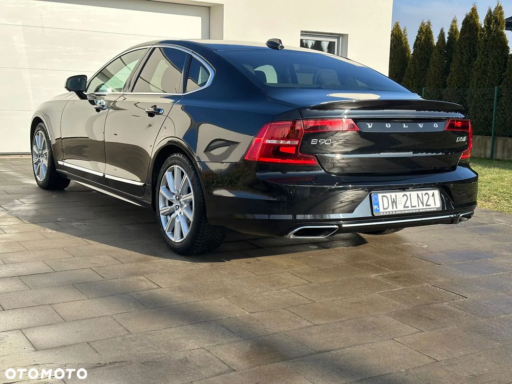 Volvo S90 D5 SCR AWD Inscription - 33