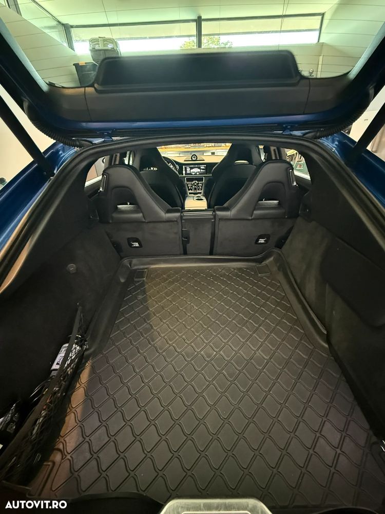 Porsche Panamera 4 E-Hybrid - 10