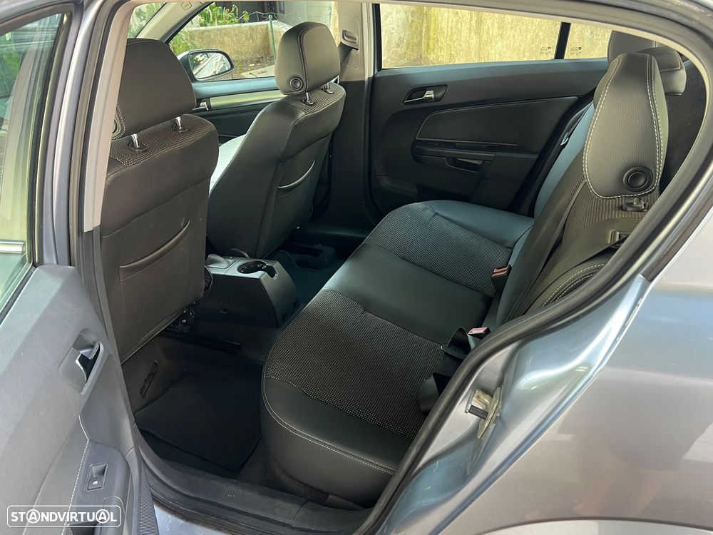 Opel Astra 1.3 CDTi Cosmo - 13