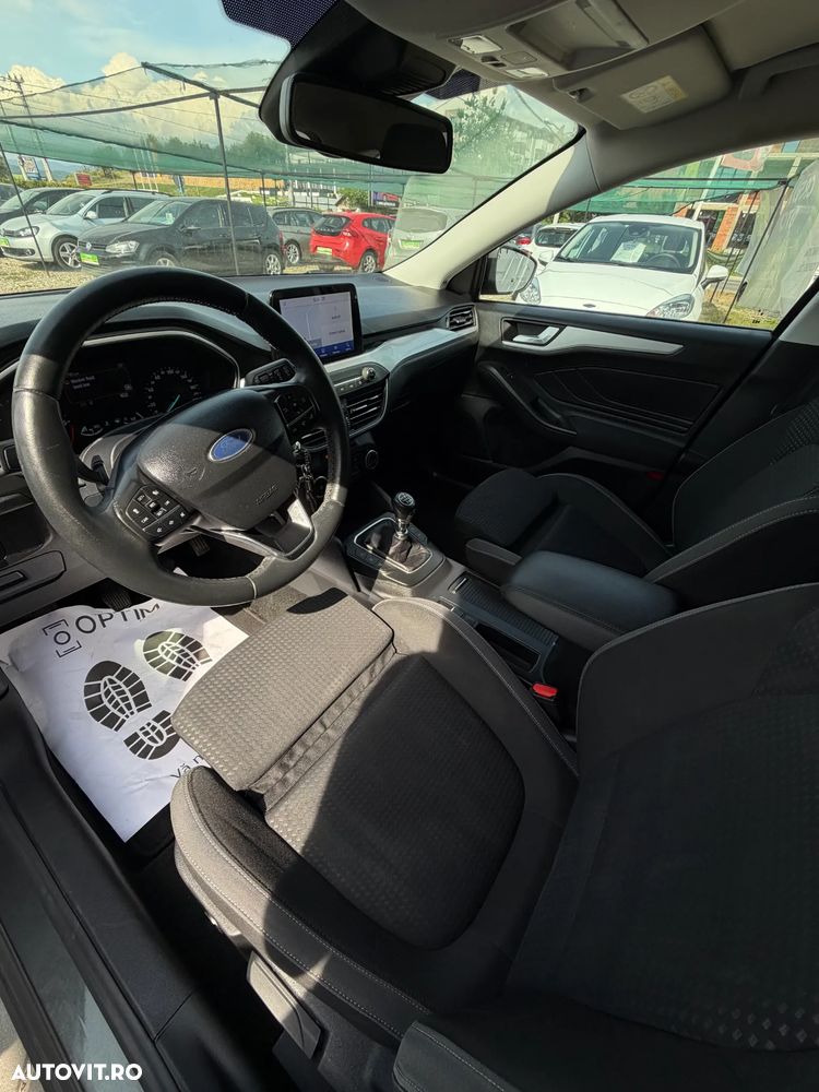Ford Focus - 6