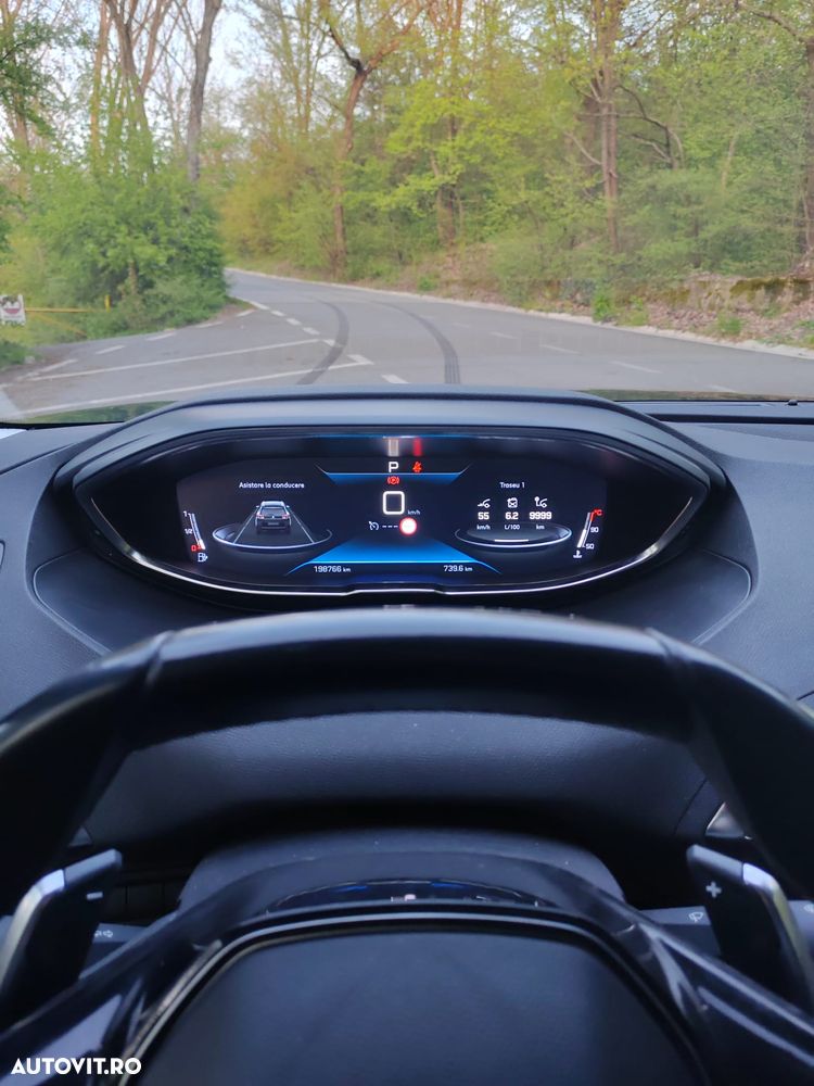 Peugeot 5008 BlueHDI 130 EAT8 Allure - 3