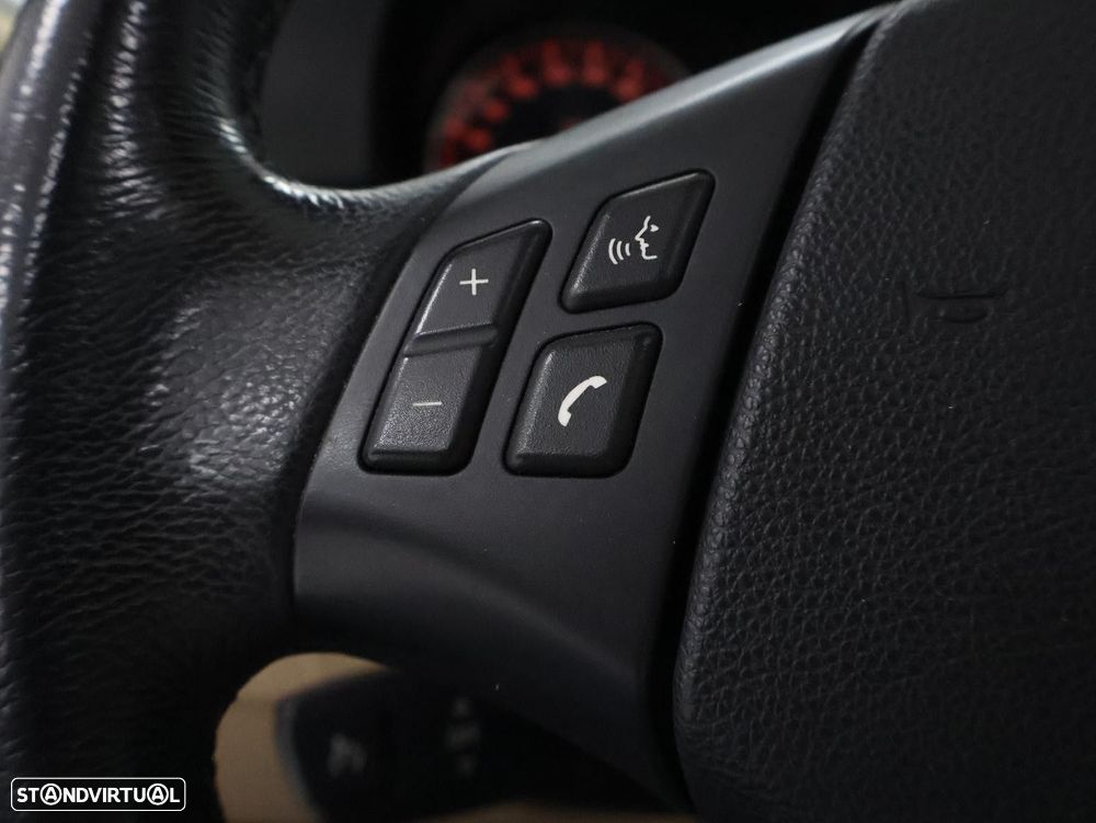 BMW 318 d Line Luxury - 17
