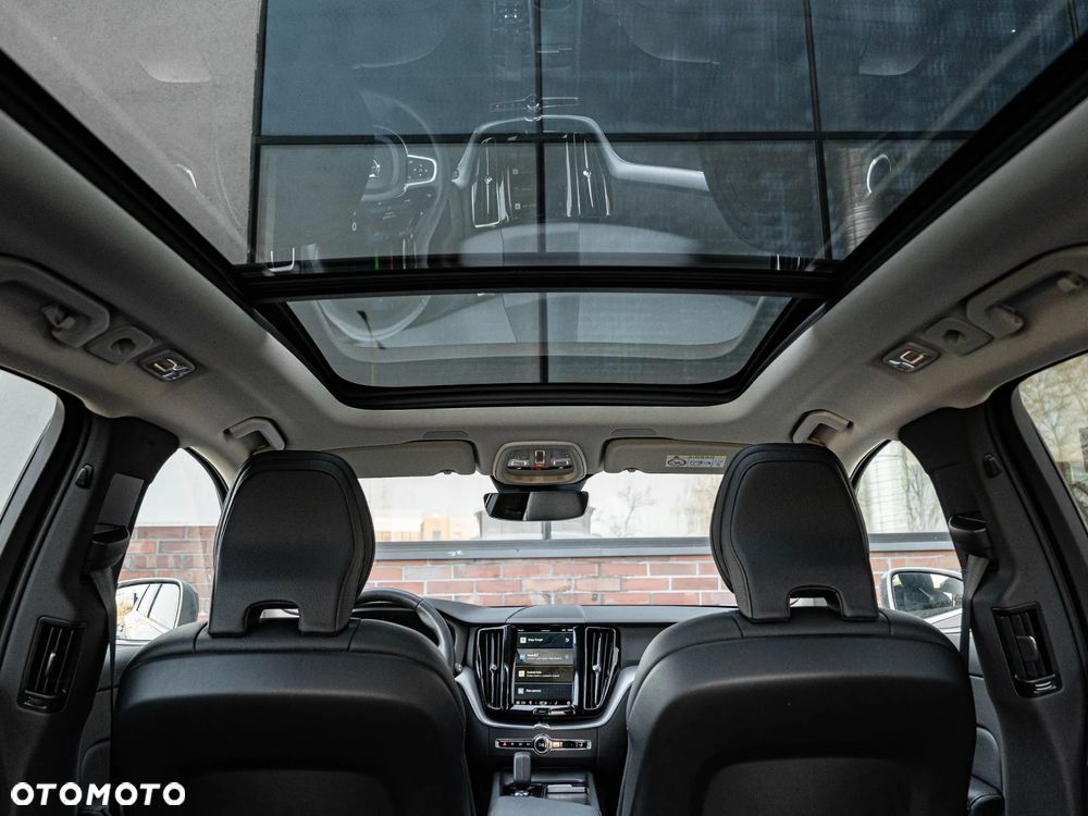 Volvo XC 60 B4 D Geartronic Momentum Pro - 30