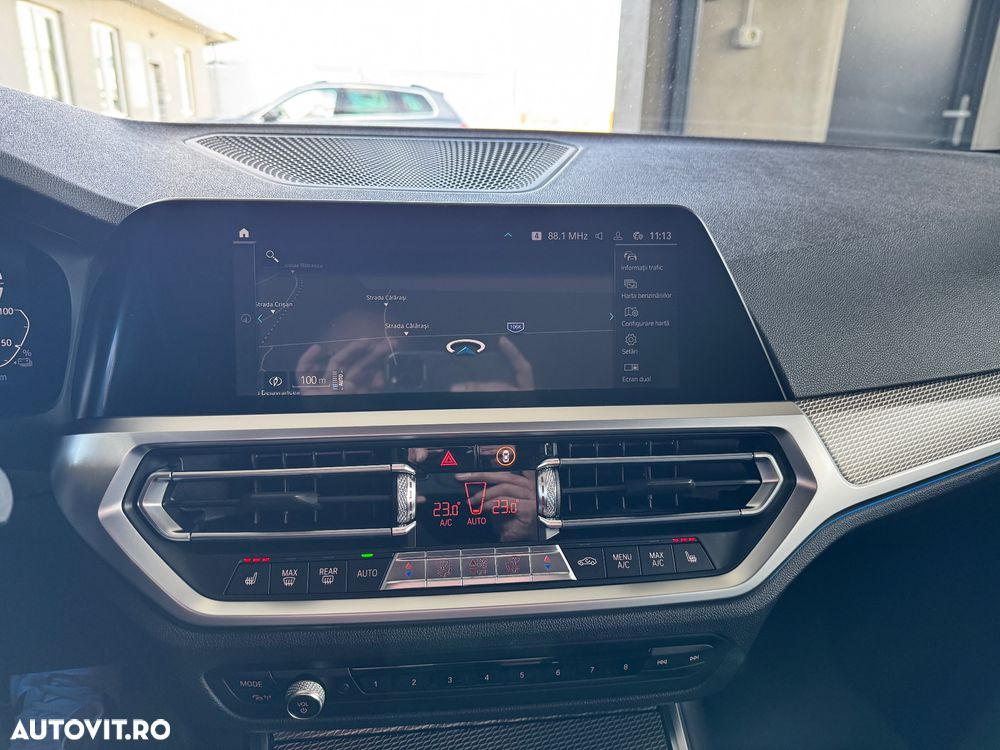 BMW Seria 3 330e Aut. M Sport - 17