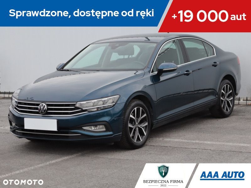 Volkswagen Passat - 2
