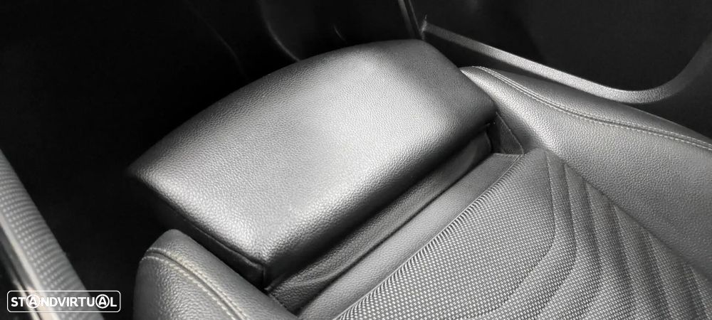Mercedes-Benz B 180 d Progressive Aut. - 35