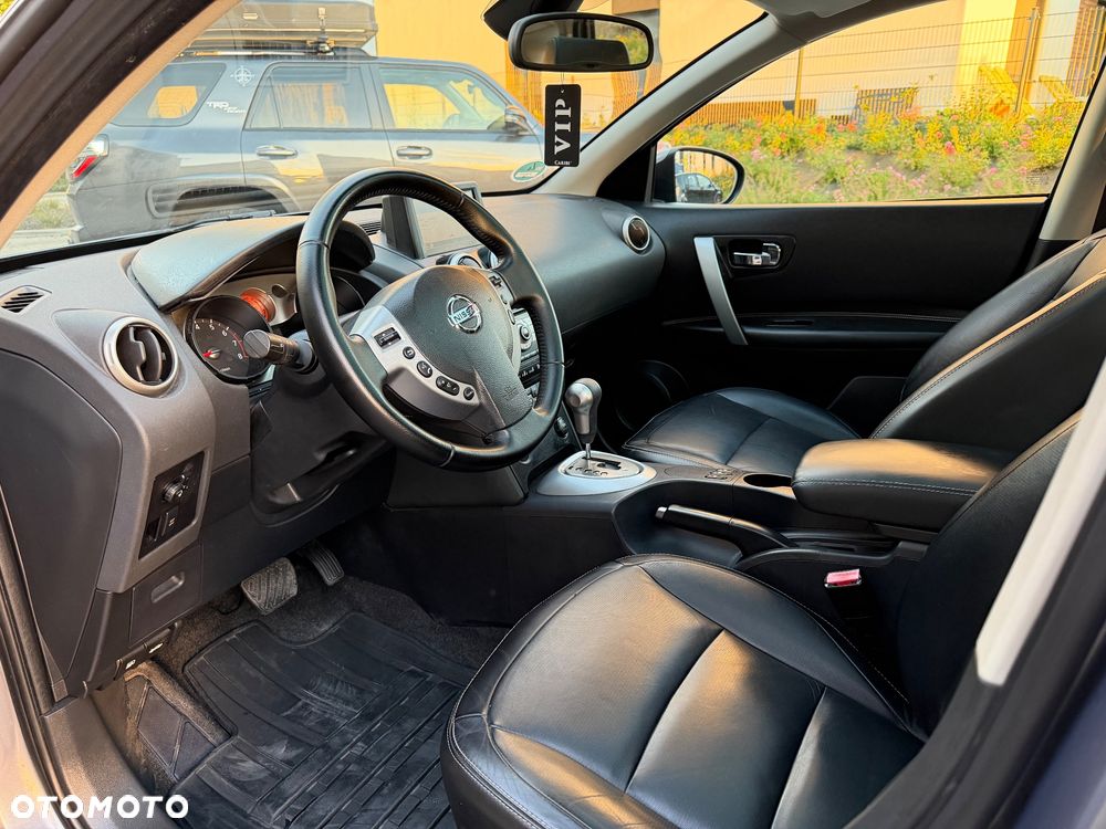 Nissan Qashqai 2.0 Tekna Premium CVT - 11