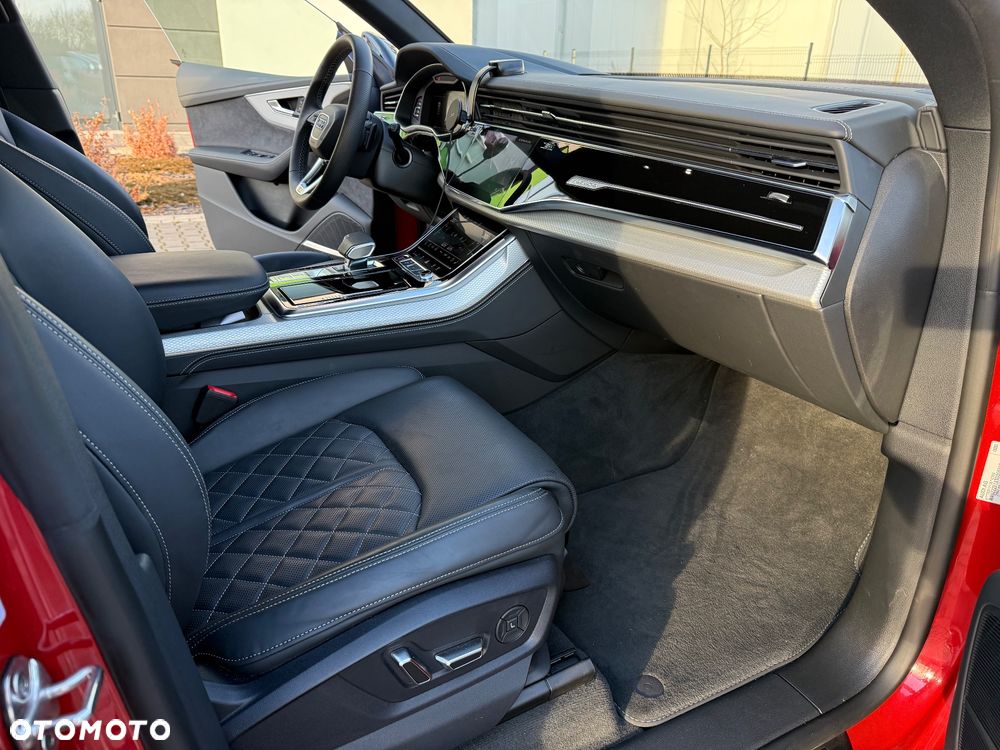 Audi SQ8 - 31