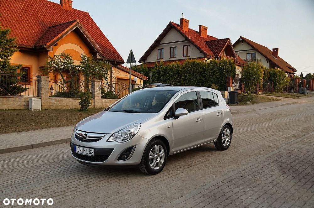 Opel Corsa 1.2 16V Enjoy - 2