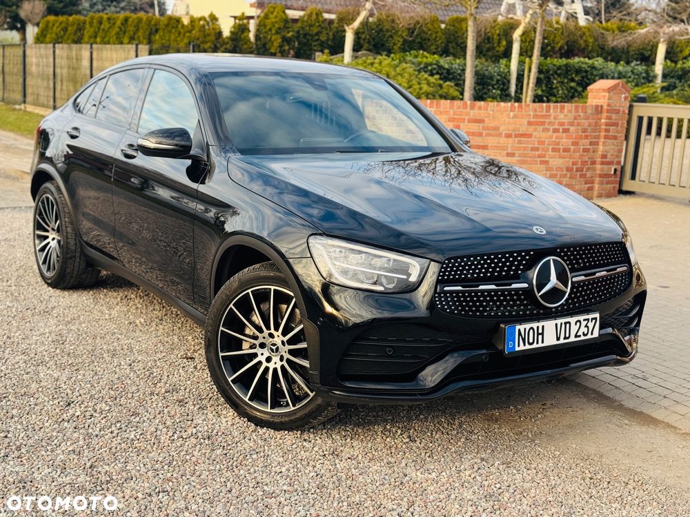 Mercedes-Benz GLC 300 d 4Matic 9G-TRONIC AMG Line Plus - 39