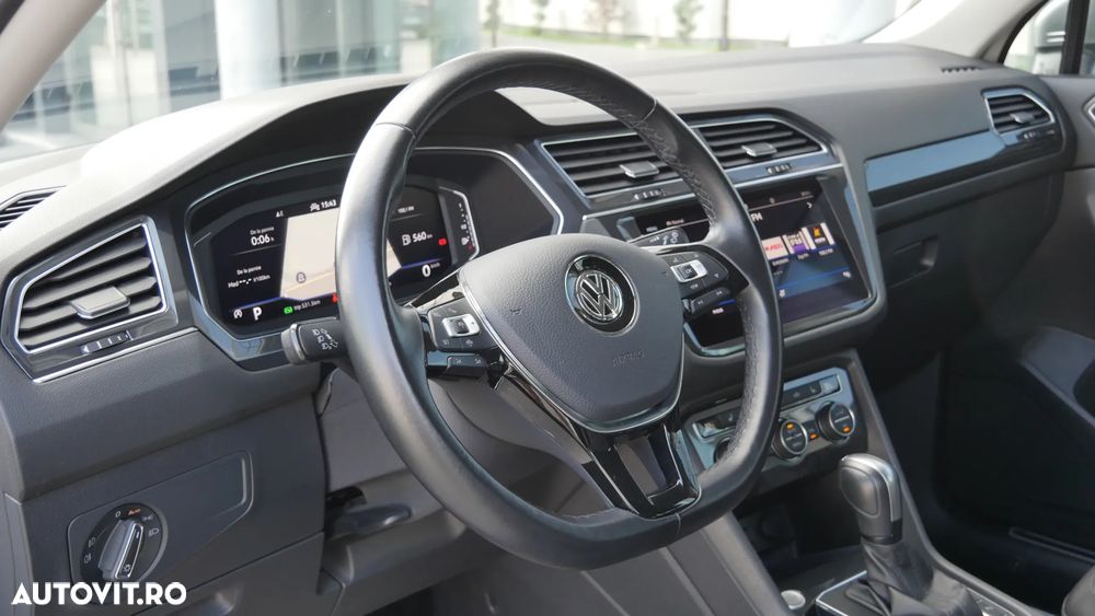 Volkswagen Tiguan - 3