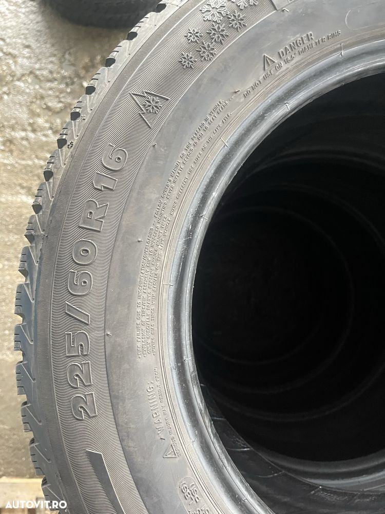 225/60 R16 Michelin Alpin 4 - 5