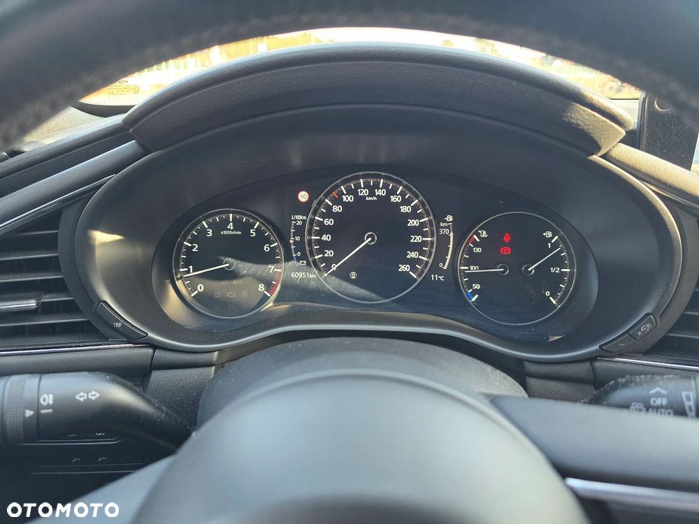 Mazda 3 2.0 mHEV Hikari - 25