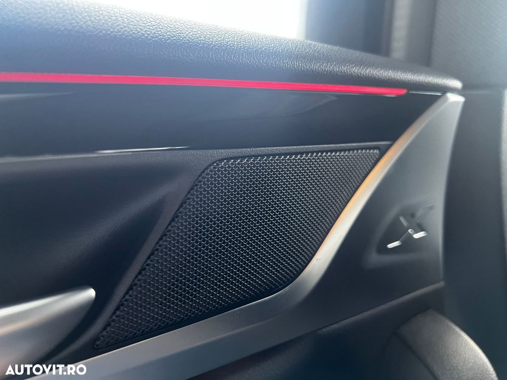 BMW X4 xDrive20i AT MHEV - 13