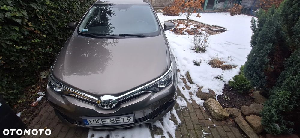 Toyota Auris 1.6 Premium - 2