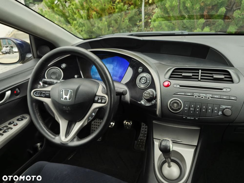 Honda Civic 1.8 Comfort - 8