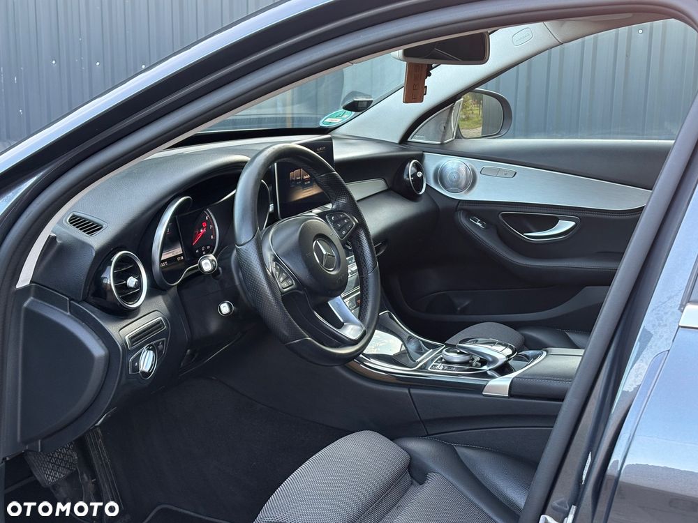 Mercedes-Benz Klasa C 200 T 7G-TRONIC Avantgarde - 11