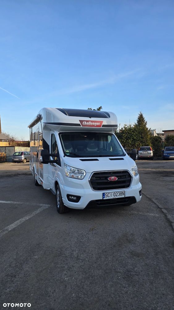 Challenger TRIGANO FD4 - 1