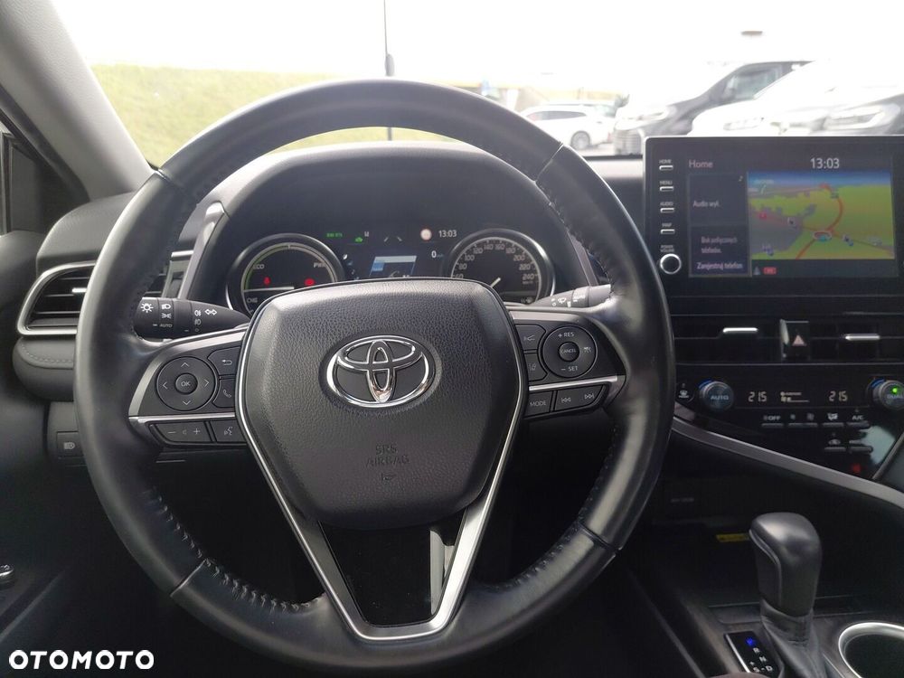 Toyota Camry 2.5 Hybrid Executive CVT - 16