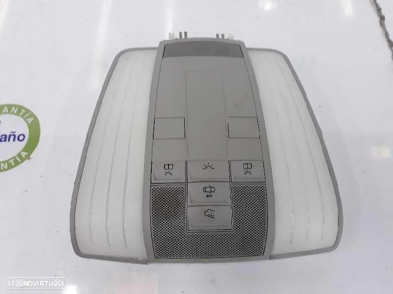 LUZ INTERIOR MERCEDES-BENZ CLASE E BM 212 LIM. - 1