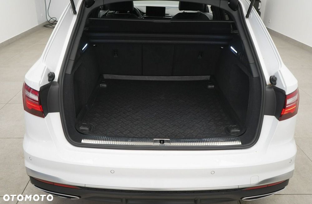 Audi A4 Avant - 10