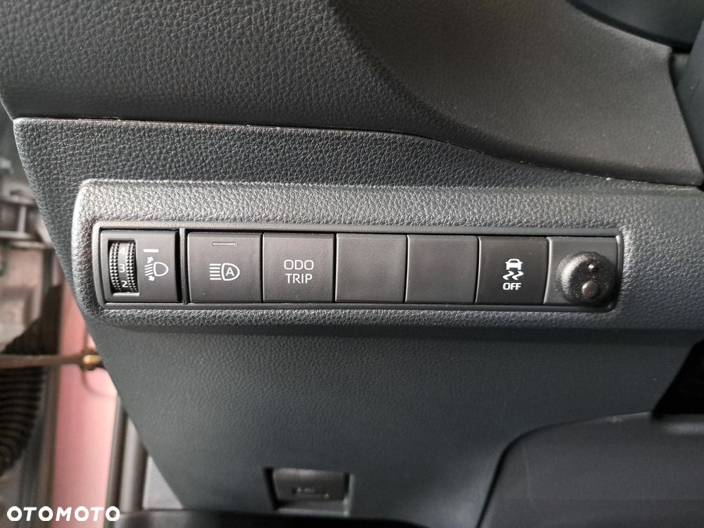 Toyota Corolla 1.8 Hybrid Comfort - 27