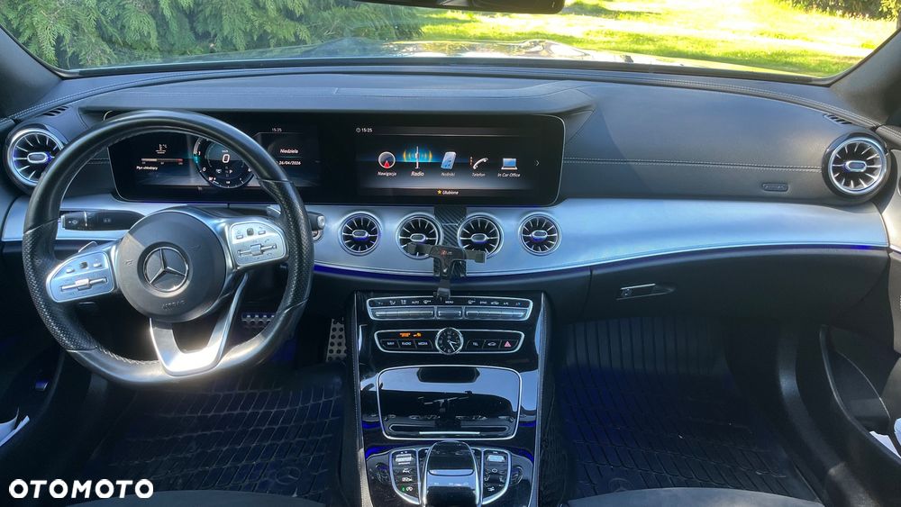 Mercedes-Benz Klasa E 300 d 9G-TRONIC - 19