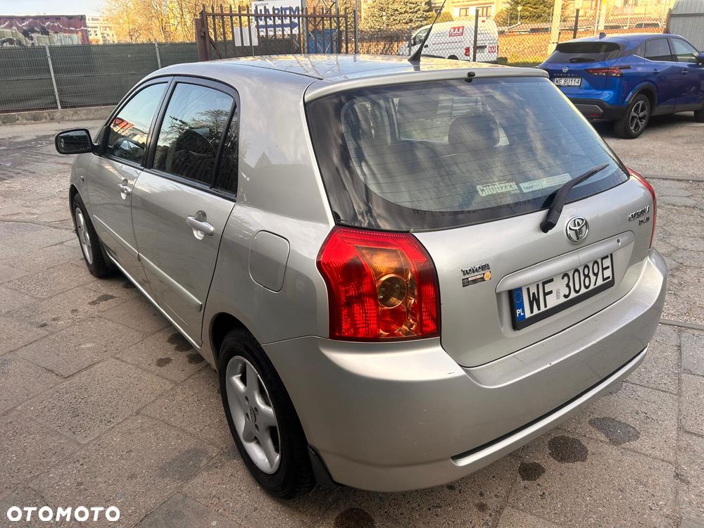 Toyota Corolla 1.4 D-4D Dynamic - 20