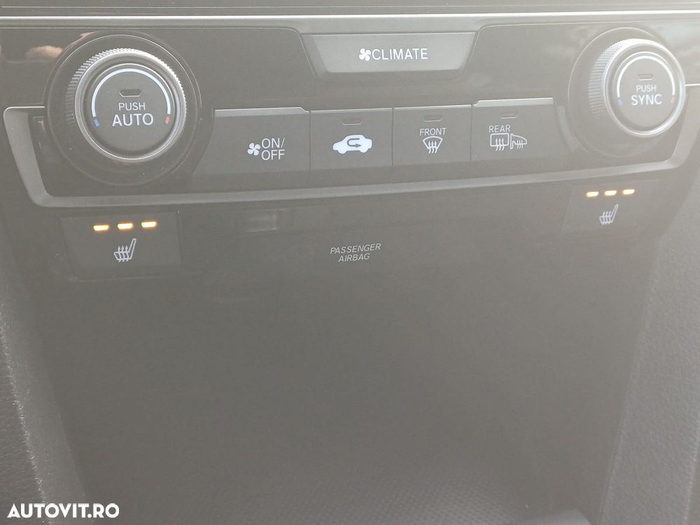 Honda Civic 1.5 VTEC Turbo CVT Sport - 18