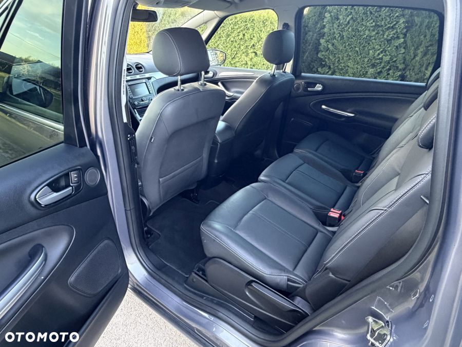 Ford S-Max - 26