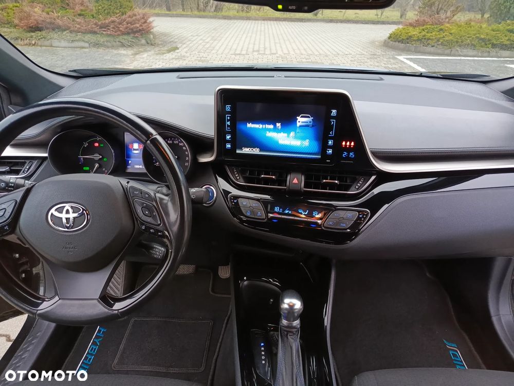 Toyota C-HR - 12