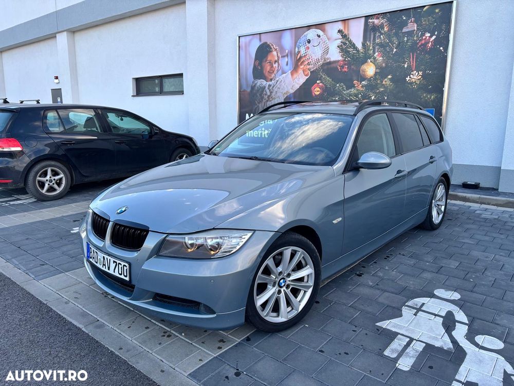 BMW Seria 3 320d DPF Touring Aut. - 1