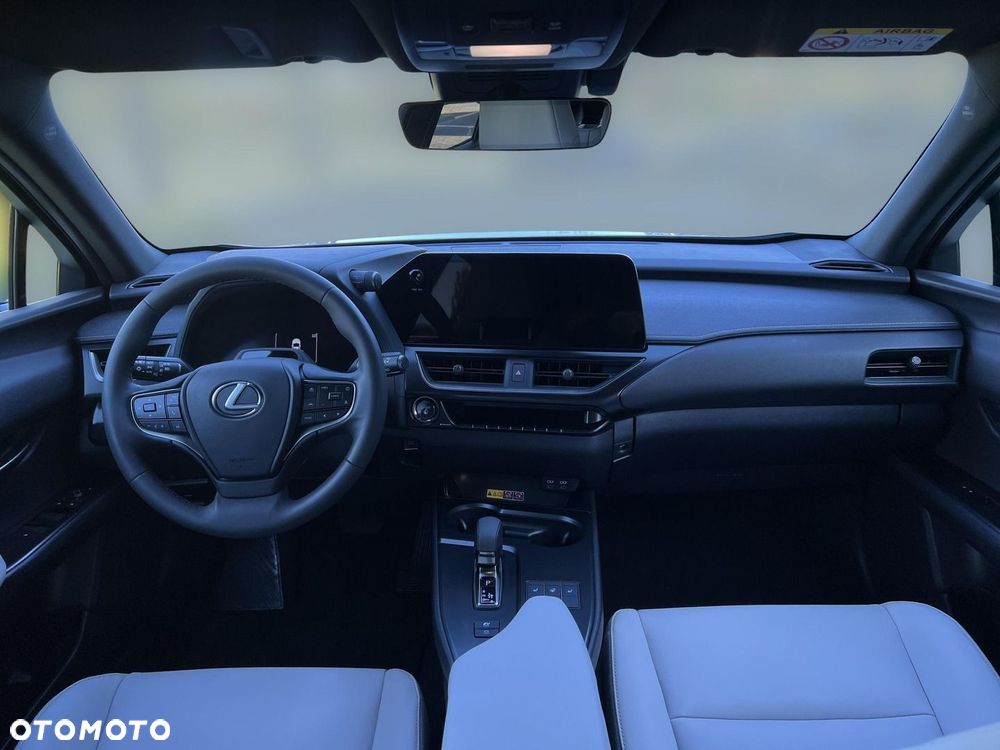 Lexus UX 300h F Sport Design - 20