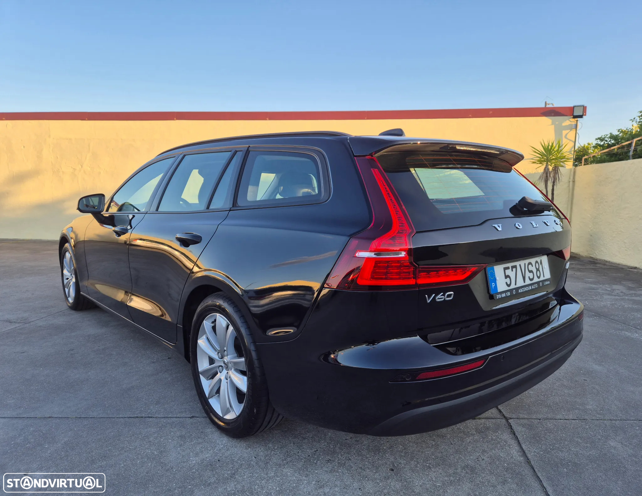 Volvo V60 2.0 D3 Momentum Plus Geartronic - 16